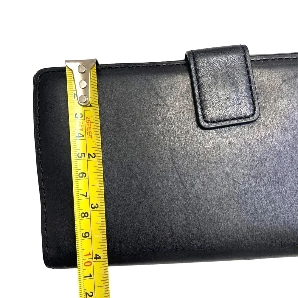 Michael Kors black leather clutch wallet